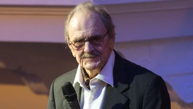 Юрий Яковлев