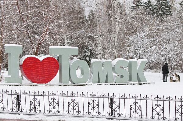Снежная каша и снежная сказка: в Томске наступила зима за одну ночь