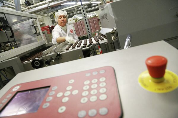 Самарская шоколадная фабрика готовит Россию  к новому году