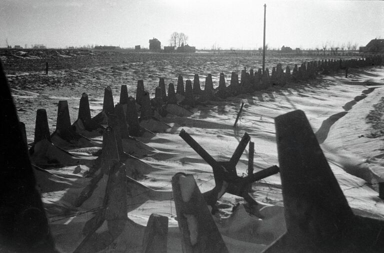 Противотанковые заграждения под Москвой Противотанковые заграждения под Москвой