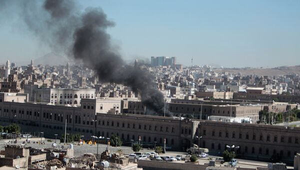 Взрыв у Минобороны в Йемене, фото с места события