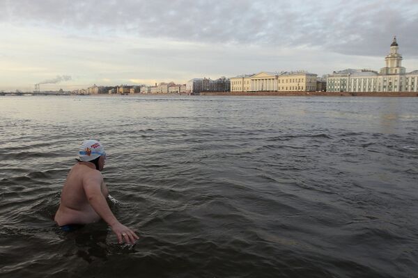 Эстафета-заплыв в Петербурге