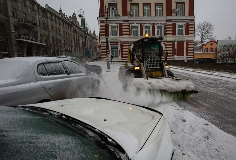 Снегопад во Владивостоке