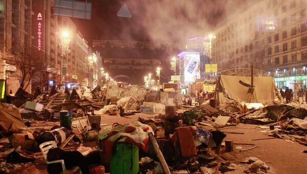 Палатки и вещи участников Евромайдана. Фото с места событий