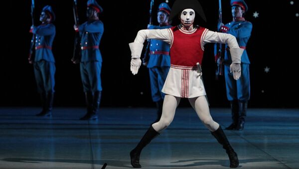 Новая постановка балета П. Чайковского Щелкунчик в Михайловском театре