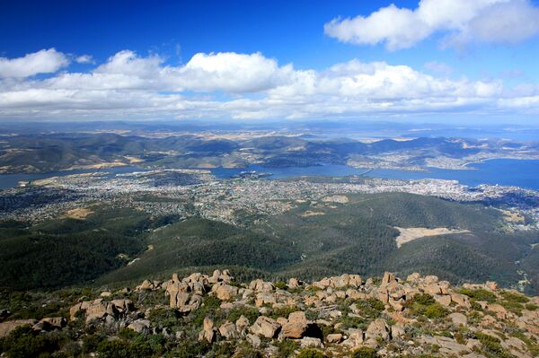 Вид на Хобарт с вершины горы Веллингтон