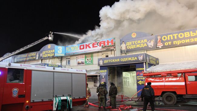 Пожар на рынке Садовод в Москве