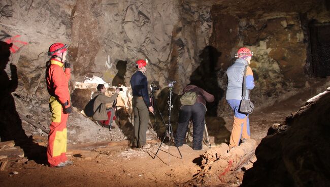 Фотосъемка в пещере, фото с места события