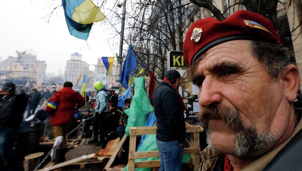Участники акции сторонников евроинтеграции на Площади Независимости в Киеве, фото с места событий