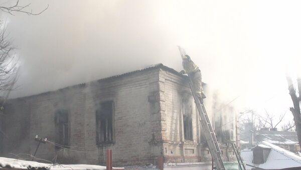 Пожар в бараке Ростове-на-Дону, фото с места события
