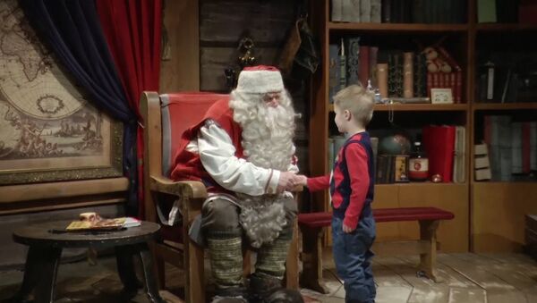 Гости, письма и подарки - как Санта в Лапландии готовится к Рождеству