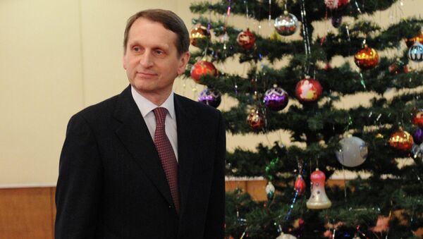 Председатель Государственной Думы РФ Сергей Нарышкин у новогодней елки, архивное фото