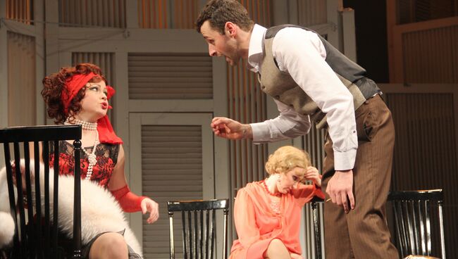 Спектакль Пули над Бродвеем в Самаре Спектакль Пули над Бродвеем в Самаре