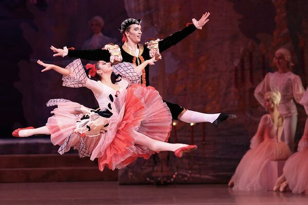 Премьера балета Щелкунчик Академии Русского балета имени Вагановой в Мариинском театре, фото с места события