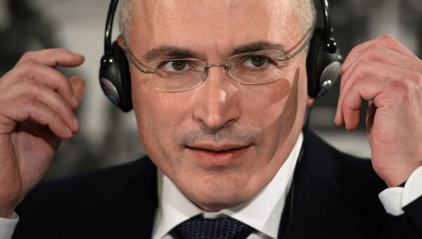 Михаил Ходорковский во время пресс-конференции в Берлине. Фото с места события