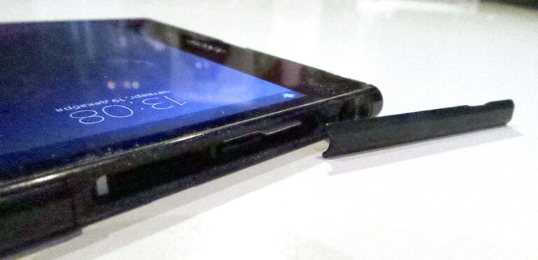 Sony Xperia Z Ultra. Длинная заглушка Sony Xperia Z Ultra. Длинная заглушка