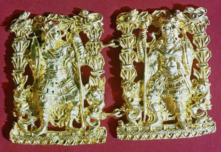 Золото Бактрии - украшения, найденные в захоронениях Тилля-Тепе