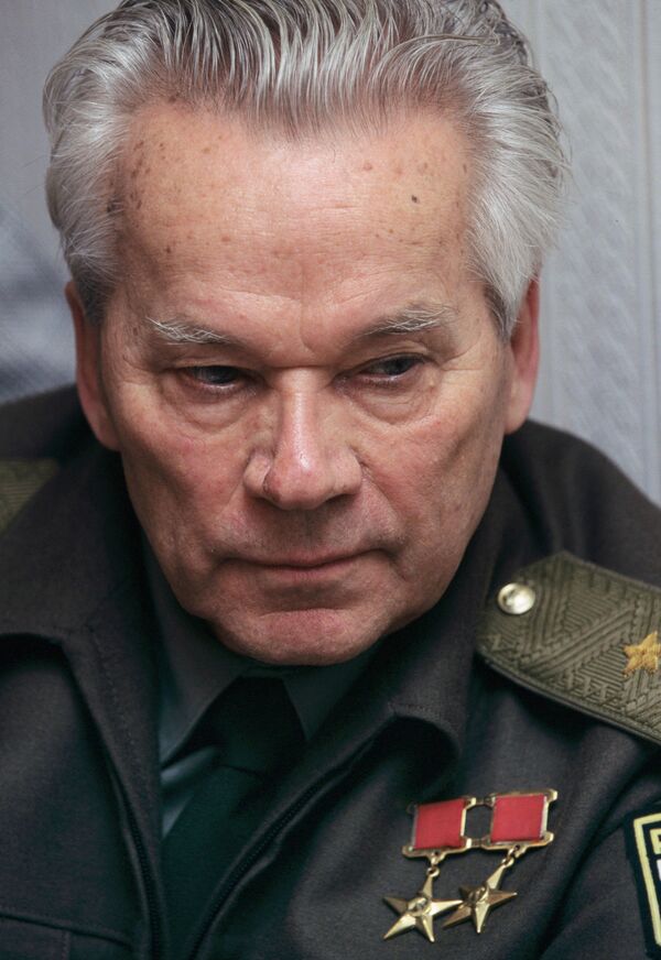 Михаил Калашников, конструктор стрелкового оружия, изобретатель знаменитого АК-47