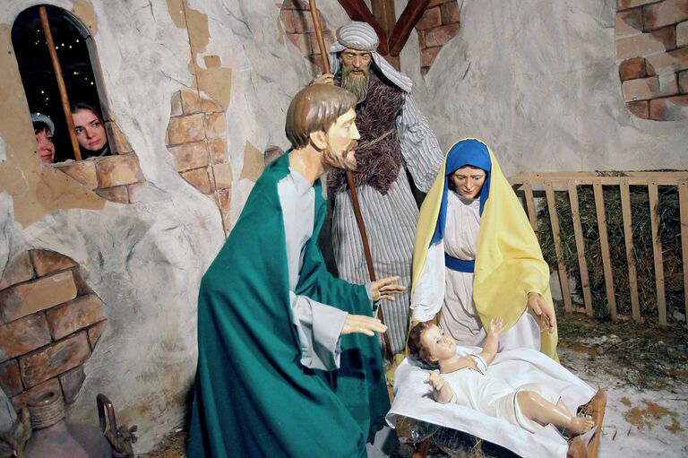 Празднование католического Рождества Празднование католического Рождества