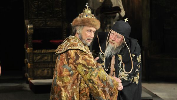 Сцена из спектакля Царь Борис в постановке Малого театра