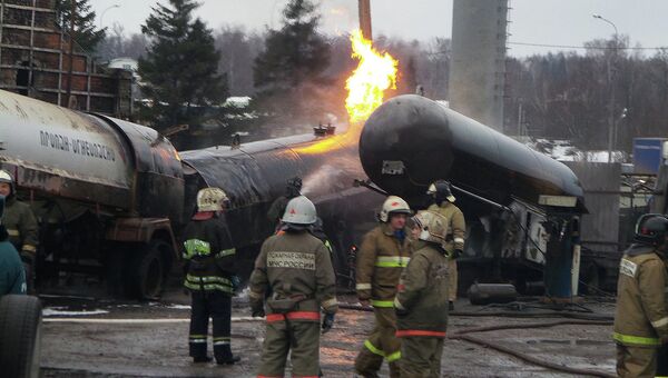 Пожар на заправке в Подмосковье. Фото с места события