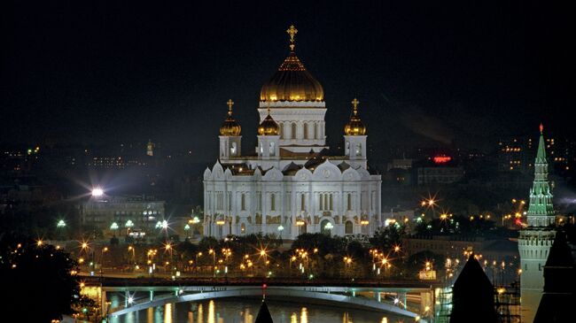 Вид на Храм Христа Спасителя, архивное фото