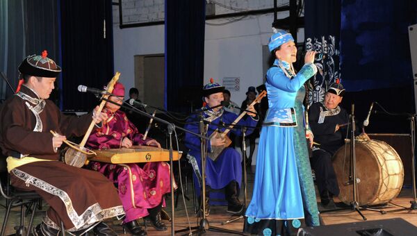 Открытие обновленного концертного зала филармонии в Туве