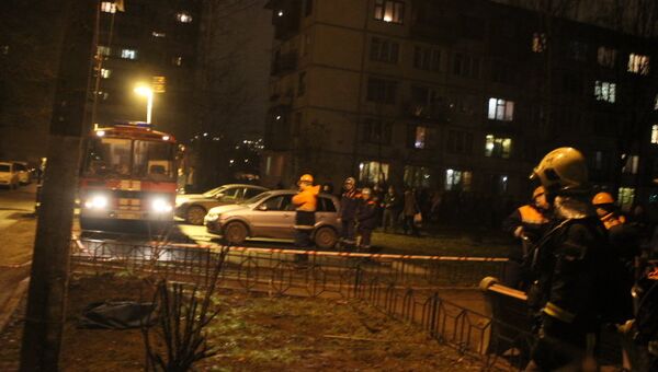 Пожар в доме на улице Ольги Форш в Калининском районе Петербурга. Фото с места событий