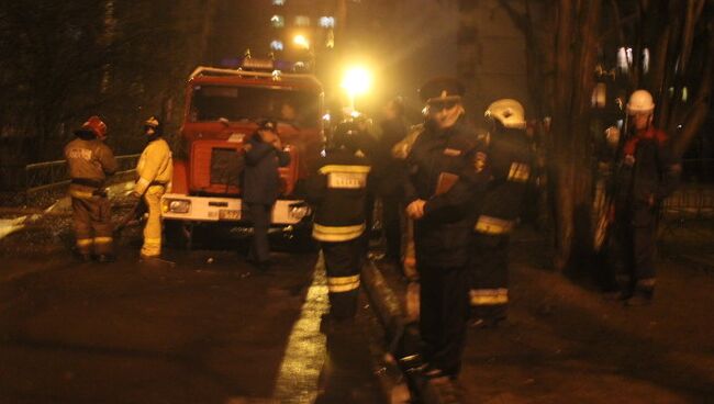 Пожар и обрушение в жилом доме на улице Ольги Форш в Петербурге. Фото с места события