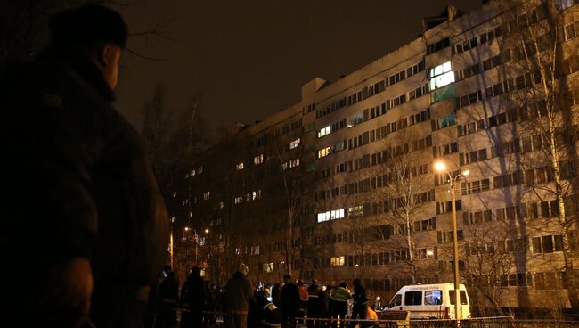 Взрыв в жилом доме в Санкт-Петербурге Взрыв в жилом доме в Санкт-Петербурге