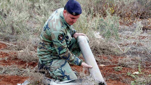 Фрагменты снаряда, которым Израиль был обстрелян с территории Ливана. Архивное фото