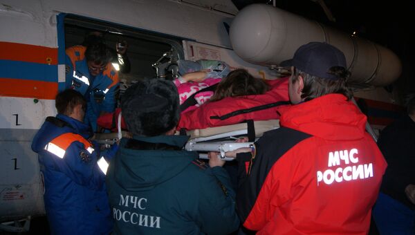 Отправка пострадавших в ДТП в Ленобласти в больницы Санкт-Петербурга. Фото с места события