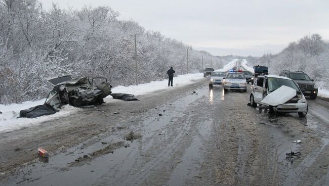 Столкновение Лады Калины и ВАЗ-2108 на трассе М-5 Урал, фото с места события