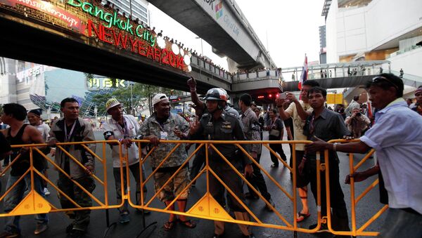 Таиландская оппозиция начинает многодневную акцию закрытия Бангкока. Фото с места событий