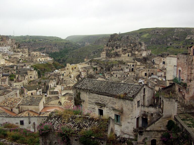 Антисанитария не помешала ЮНЕСКО признать Матеру достоянием человечества Антисанитария не помешала ЮНЕСКО признать Матеру достоянием человечества