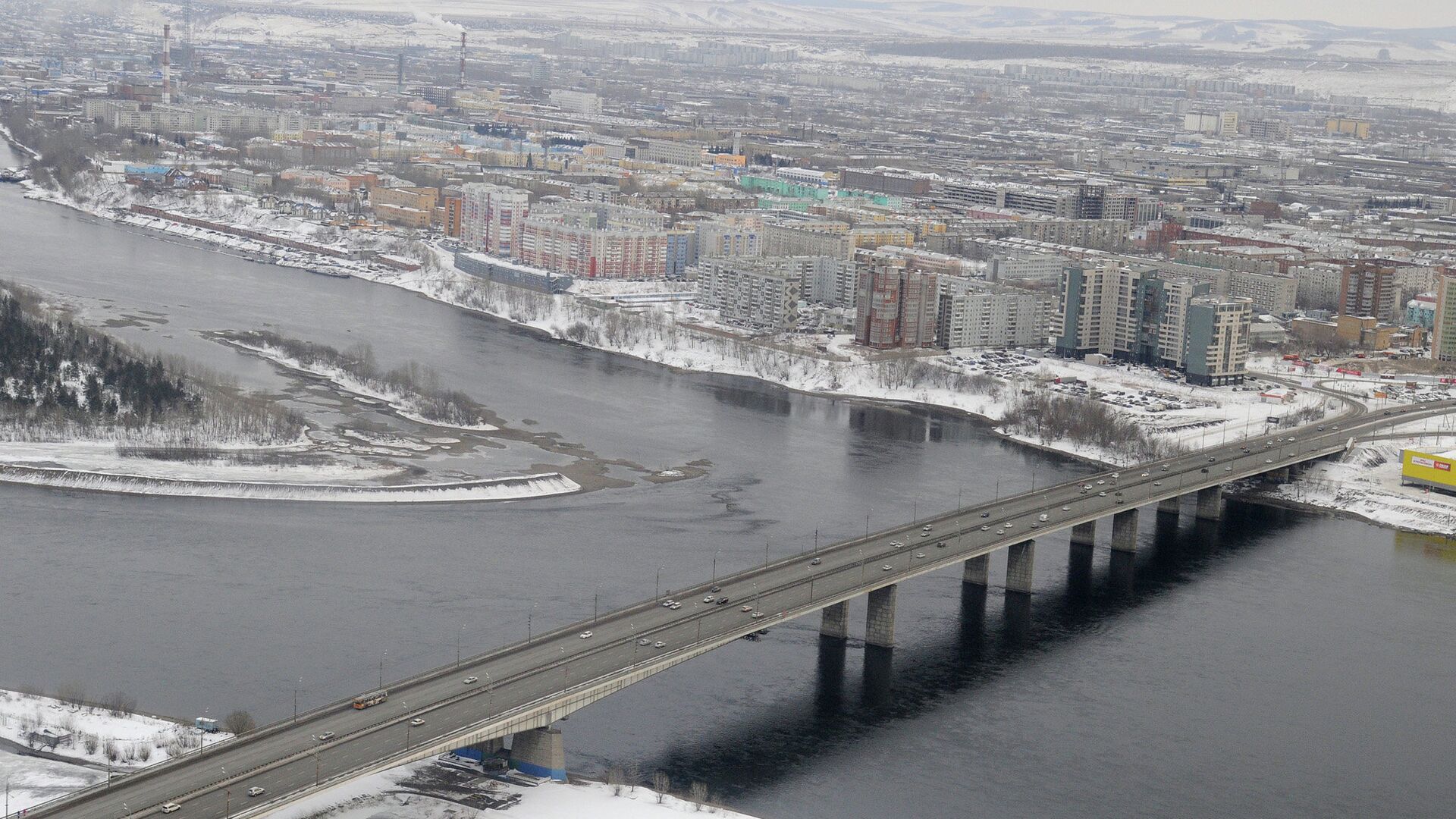Октябрьский мост Красноярск зимой