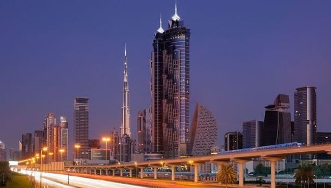 Здание отеля JW Marriott Marquis Dubai