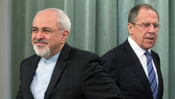 Министры иностранных дел России и Ирана Сергей Лавров (справа) и Мохаммад Джавад Зариф. Архивное фото