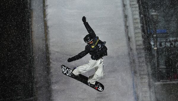 Шведский сноубордист в финальных соревнованиях чемпионата мира по сноуборду. Архивное фото