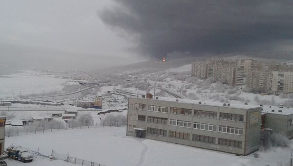 Пожар на нефтебазе в Мурманске 21.01.2014