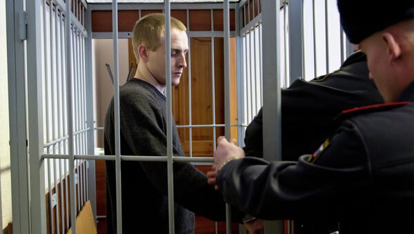 Обвиняемый в убийстве псковского священника Сергей Пчелинцев в зале суда