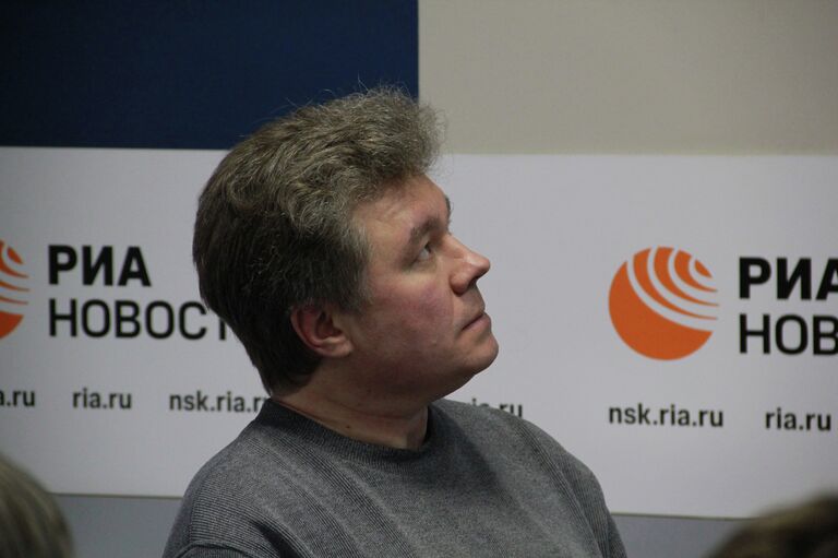 Виталий Сероклинов, и.о. главного редактора литературного журнала Сибирские огни, писатель Виталий Сероклинов, и.о. главного редактора литературного журнала Сибирские огни, писатель