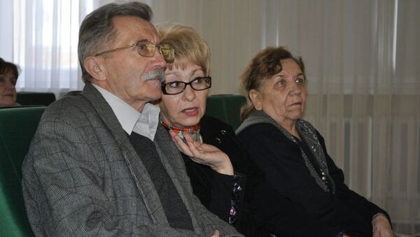 Отделение Пенсионного фонда по Томской области провело шоу Кто хочет стать пенсионером, событийное фото
