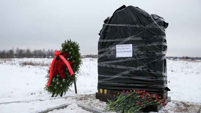 Монумент павшим при защите Ленинграда воинам, незаконно установленный на Невском пятачке в Ленобласти