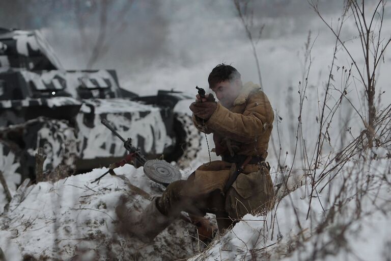 Военно-историческая реконструкция В полосе прорыва, посвященная освобождению Ленинграда от фашистской блокады