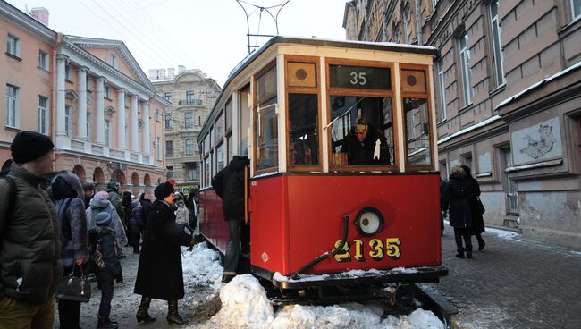 Улица Жизни в Петербурге. Фото с места события