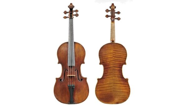 Скрипка работы Антонио Страдивари, изготовленная в 1715 году