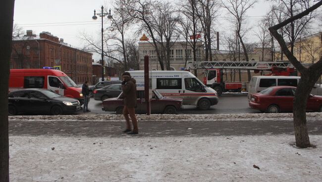 Пожар в квартире на Васильевском острове в Петербурге. Фото с места события