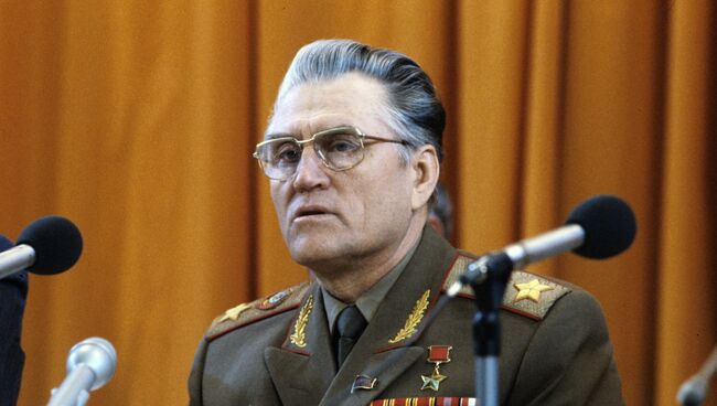 Герой Советского Союза маршал Василий Иванович Петров, архивное фото