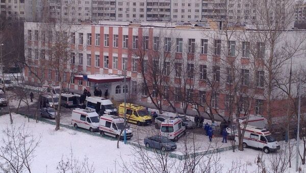 Ученик открыл стрельбу в московской школе, фото с места событий